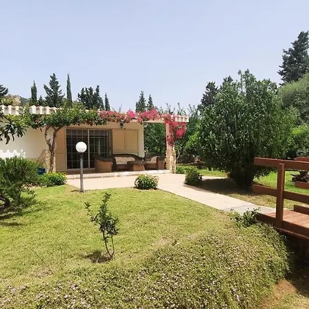 בית נופש Malu House *