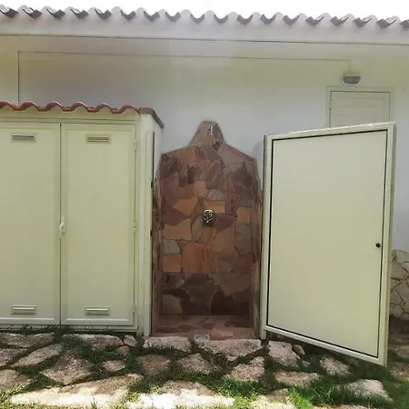 Дом отдыха Malu House